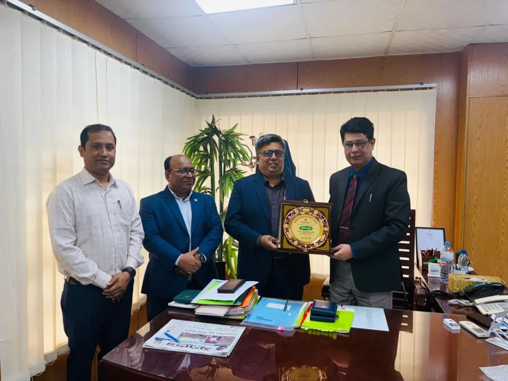 AGUS Receives Award on National Social Welfare Day